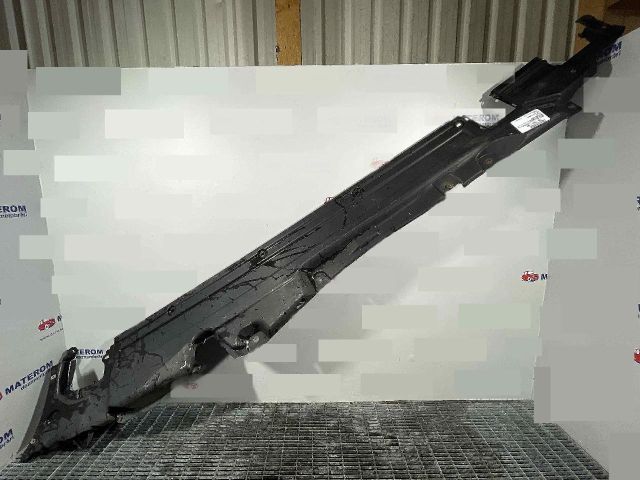 bontott VW TOUAREG Alsó Motorburkolat