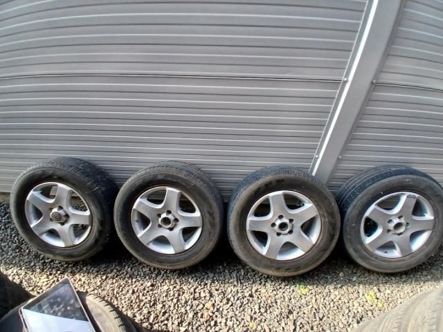 bontott VW TOUAREG Alufelni Szett