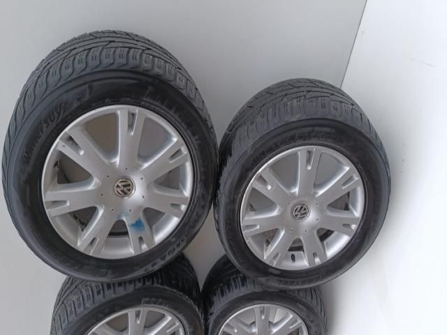 bontott VW TOUAREG Alufelni Szett