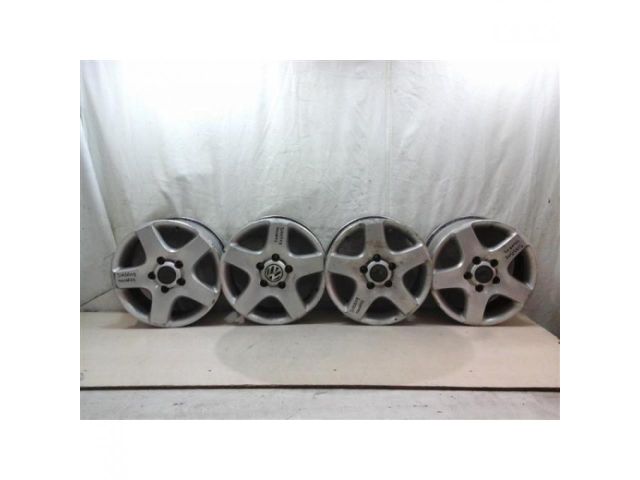 bontott VW TOUAREG Alufelni Szett