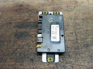 bontott VW TOUAREG Antenna Erősítő