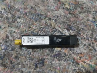 bontott VW TOUAREG Antenna Erősítő