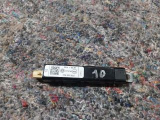 bontott VW TOUAREG Antenna Erősítő