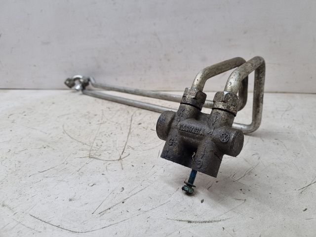 bontott VW TOUAREG Automata Váltó Olaj Cső