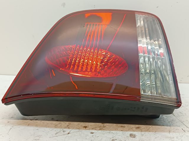 bontott VW TOUAREG Bal Belső Hátsó Lámpa