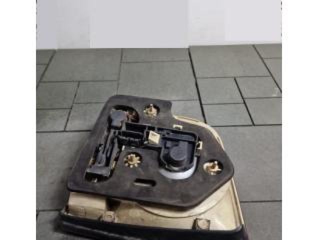 bontott VW TOUAREG Bal Belső Hátsó Lámpa