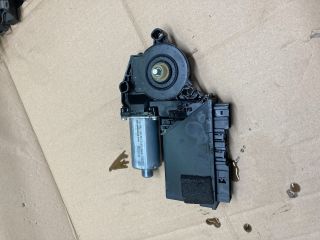bontott VW TOUAREG Bal első Ablakemelő Motor