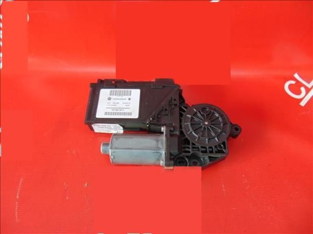 bontott VW TOUAREG Bal első Ablakemelő Motor