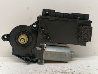 bontott VW TOUAREG Bal első Ablakemelő Motor