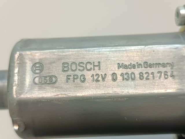 bontott VW TOUAREG Bal első Ablakemelő Motor