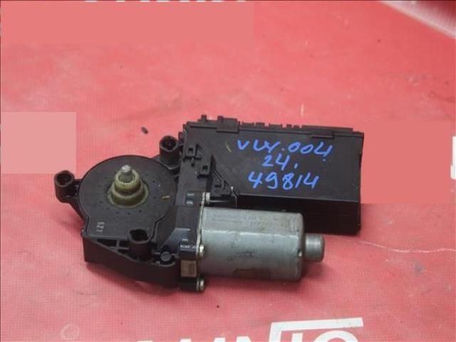 bontott VW TOUAREG Bal első Ablakemelő Motor