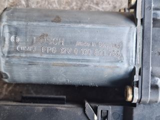 bontott VW TOUAREG Bal első Ablakemelő Motor