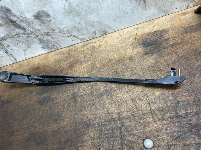 bontott VW TOUAREG Bal első Ablaktörlő Kar