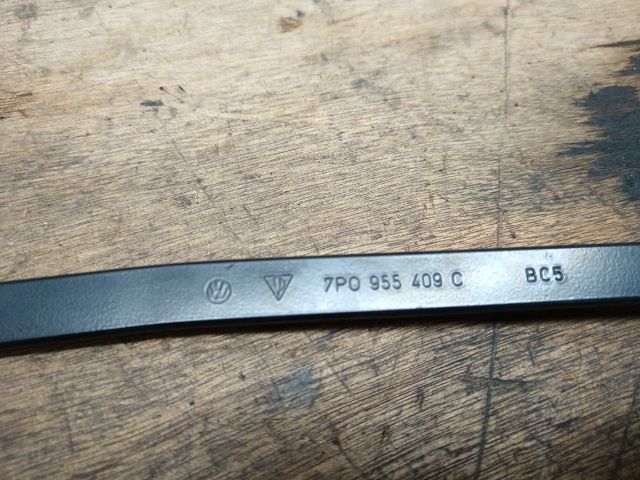 bontott VW TOUAREG Bal első Ablaktörlő Kar