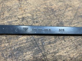 bontott VW TOUAREG Bal első Ablaktörlő Kar