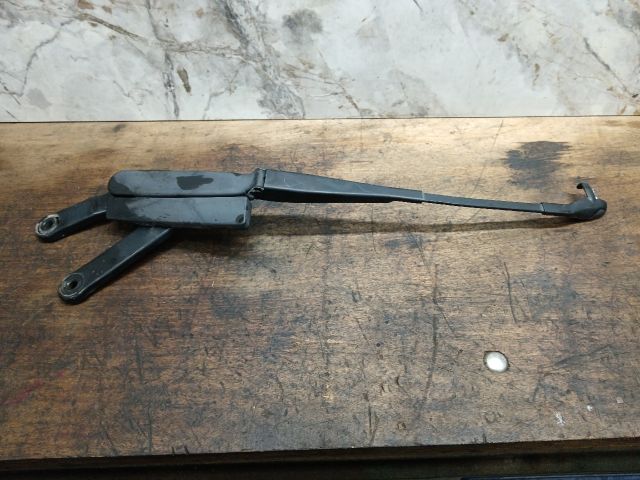 bontott VW TOUAREG Bal első Ablaktörlő Kar