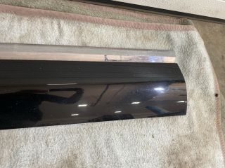 bontott VW TOUAREG Bal első Ajtó Díszléc