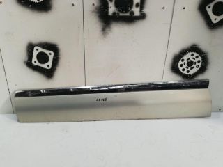 bontott VW TOUAREG Bal első Ajtó Díszléc