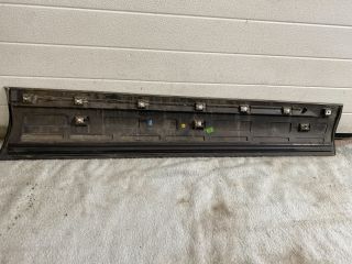 bontott VW TOUAREG Bal első Ajtó Díszléc