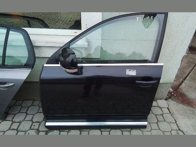 bontott VW TOUAREG Bal első Ajtó (Részeivel)