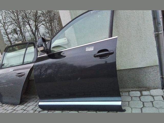 bontott VW TOUAREG Bal első Ajtó (Részeivel)