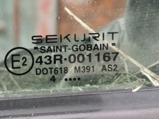 bontott VW TOUAREG Bal első Ajtó (Üres lemez)