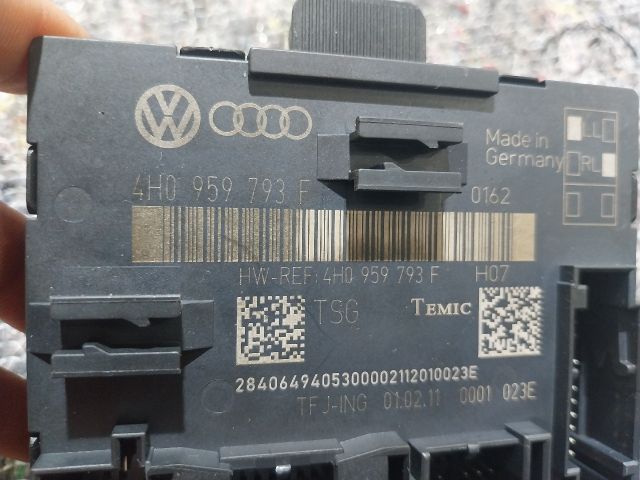 bontott VW TOUAREG Bal első Ajtó Vezérlőegység