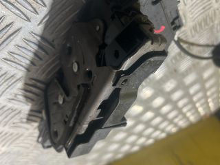 bontott VW TOUAREG Bal első Ajtózár