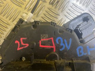 bontott VW TOUAREG Bal első Ajtózár