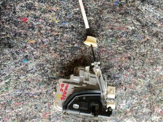 bontott VW TOUAREG Bal első Ajtózár