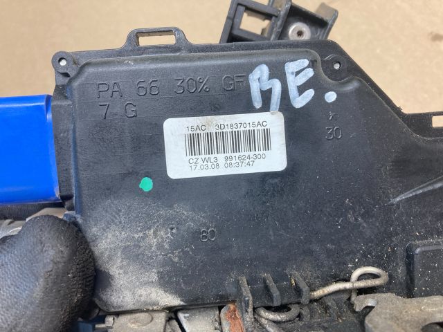 bontott VW TOUAREG Bal első Ajtózár