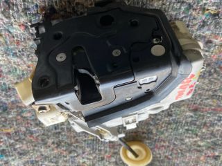 bontott VW TOUAREG Bal első Ajtózár