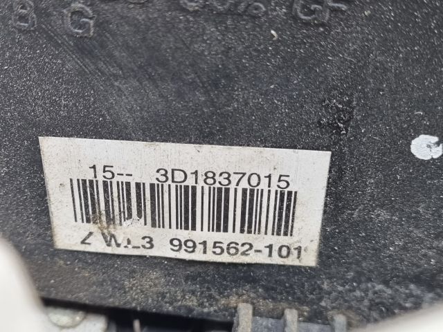 bontott VW TOUAREG Bal első Ajtózár