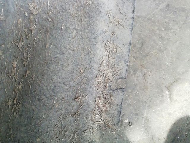 bontott VW TOUAREG Bal első Dobbetét (Kerékjárati, Műanyag)