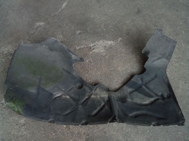 bontott VW TOUAREG Bal első Dobbetét (Kerékjárati, Műanyag)