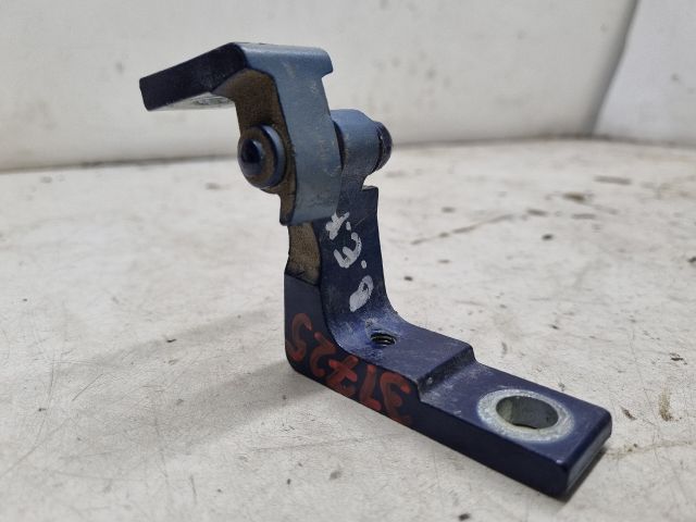 bontott VW TOUAREG Bal első Felső Zsanér