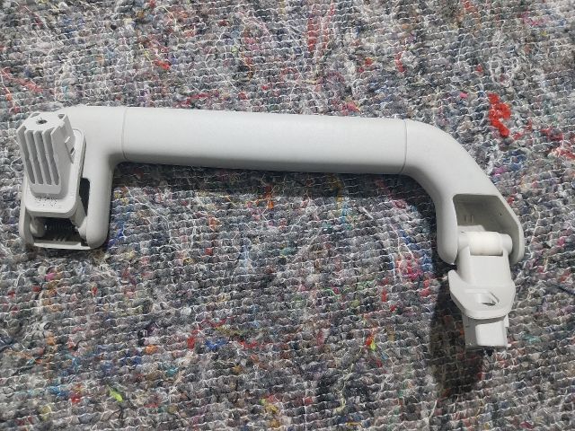 bontott VW TOUAREG Bal első Kapaszkodó (Felső)