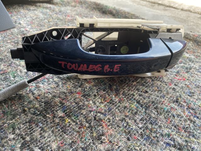 bontott VW TOUAREG Bal első Külső Kilincs