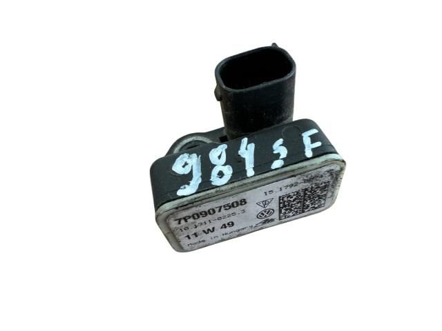 bontott VW TOUAREG Bal első Oldal Ütközés Érzékelő