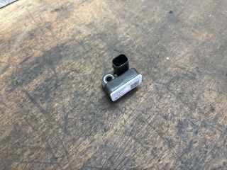 bontott VW TOUAREG Bal első Oldal Ütközés Érzékelő