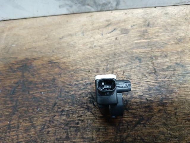 bontott VW TOUAREG Bal első Oldal Ütközés Érzékelő