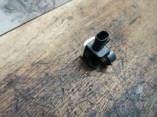 bontott VW TOUAREG Bal első Oldal Ütközés Érzékelő