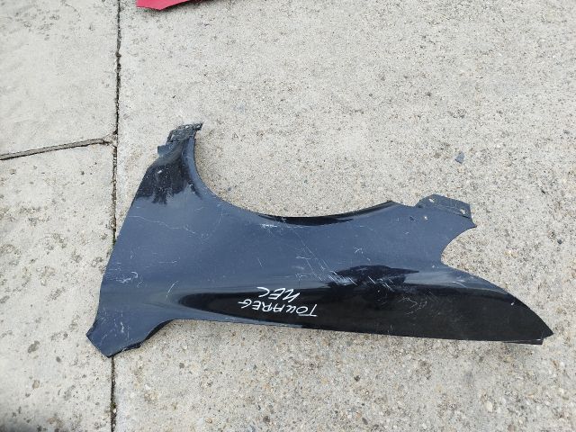 bontott VW TOUAREG Bal első Sárvédő