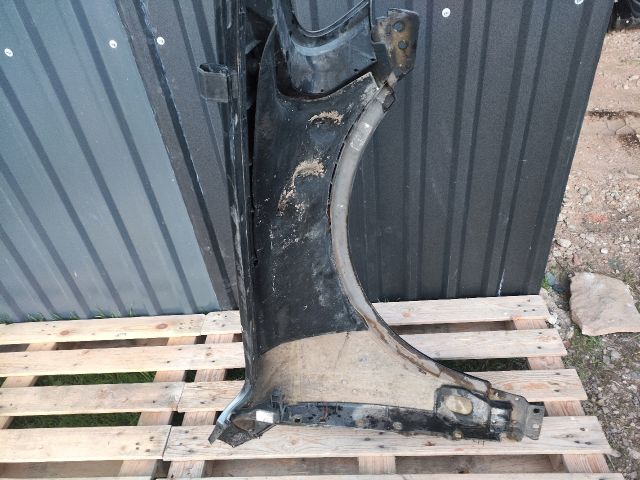 bontott VW TOUAREG Bal első Sárvédő