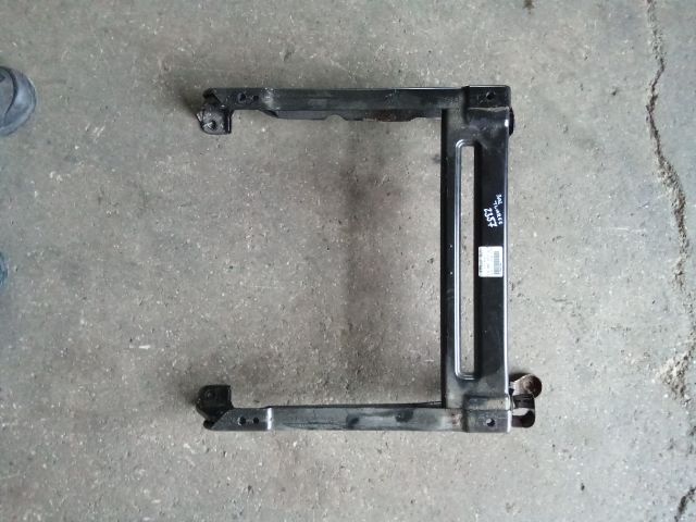 bontott VW TOUAREG Bal első Ülés Váz