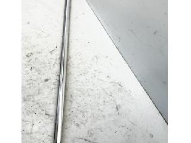 bontott VW TOUAREG Bal első Vízlehúzó Gumicsík