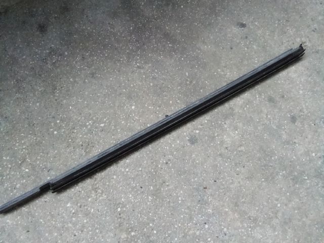 bontott VW TOUAREG Bal első Vízlehúzó Gumicsík