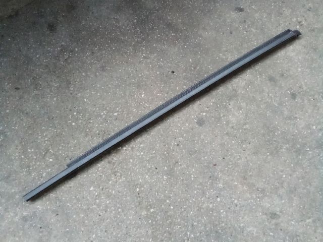 bontott VW TOUAREG Bal első Vízlehúzó Gumicsík