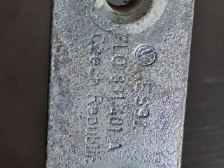 bontott VW TOUAREG Bal első Zsanér