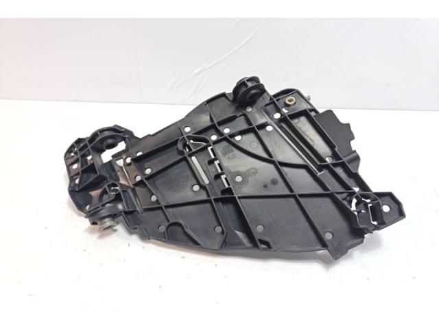 bontott VW TOUAREG Bal Fényszóró Tartó